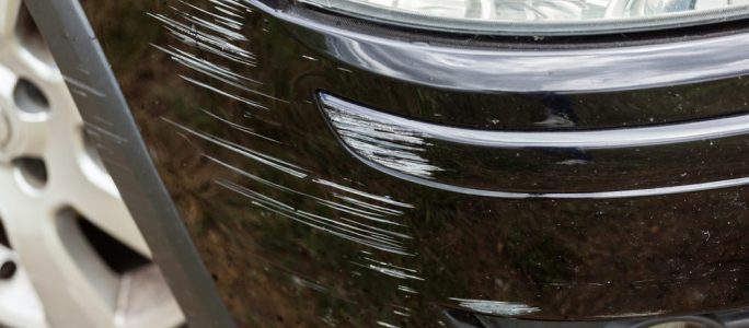 Remove car scratches