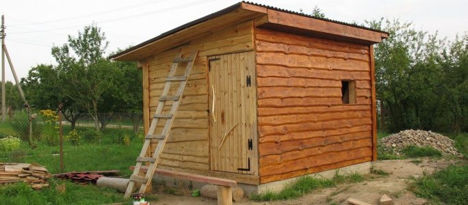 Construction of a wooden shed