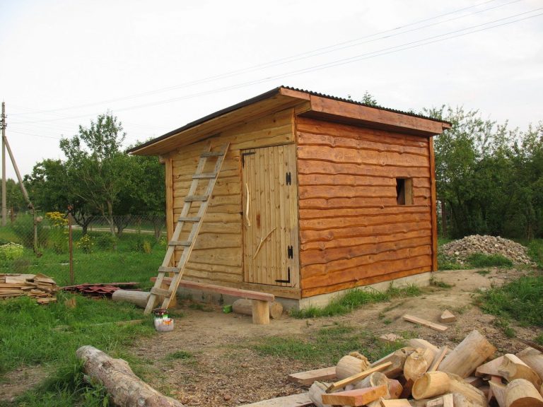 Construction of a wooden shed