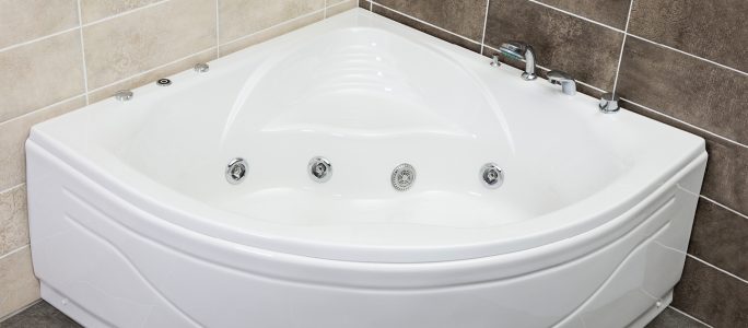 Installing a hydromassage tub