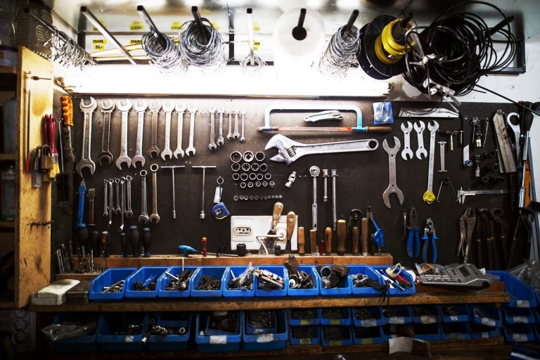 Workshop in the garage
