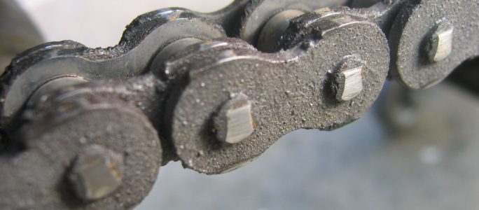 Replacing the drive chain
